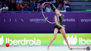 aa q kiroi bogatyreva alexandra aus ph simone ferraro sfa05434 copia